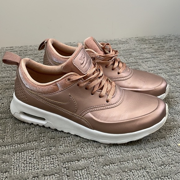 Nike Air Max Thea Rose Gold - Picture 2 of 7